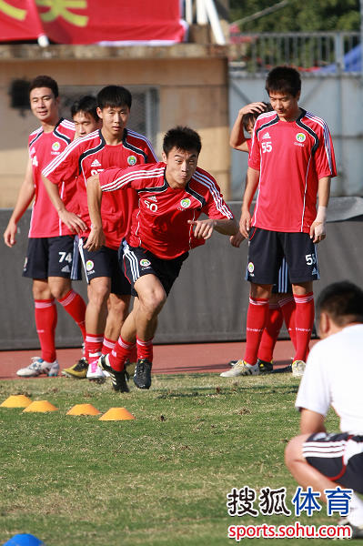 大阪樱花备战对抗上海申鑫，努力取胜的简单介绍