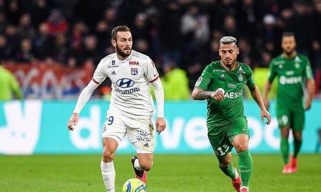 甘冈主场战平斯特拉斯堡,难分胜负