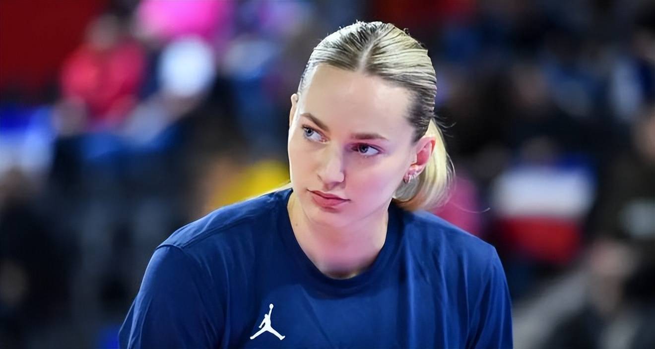 法国女篮击败北马其顿，取得国际篮球比赛大胜